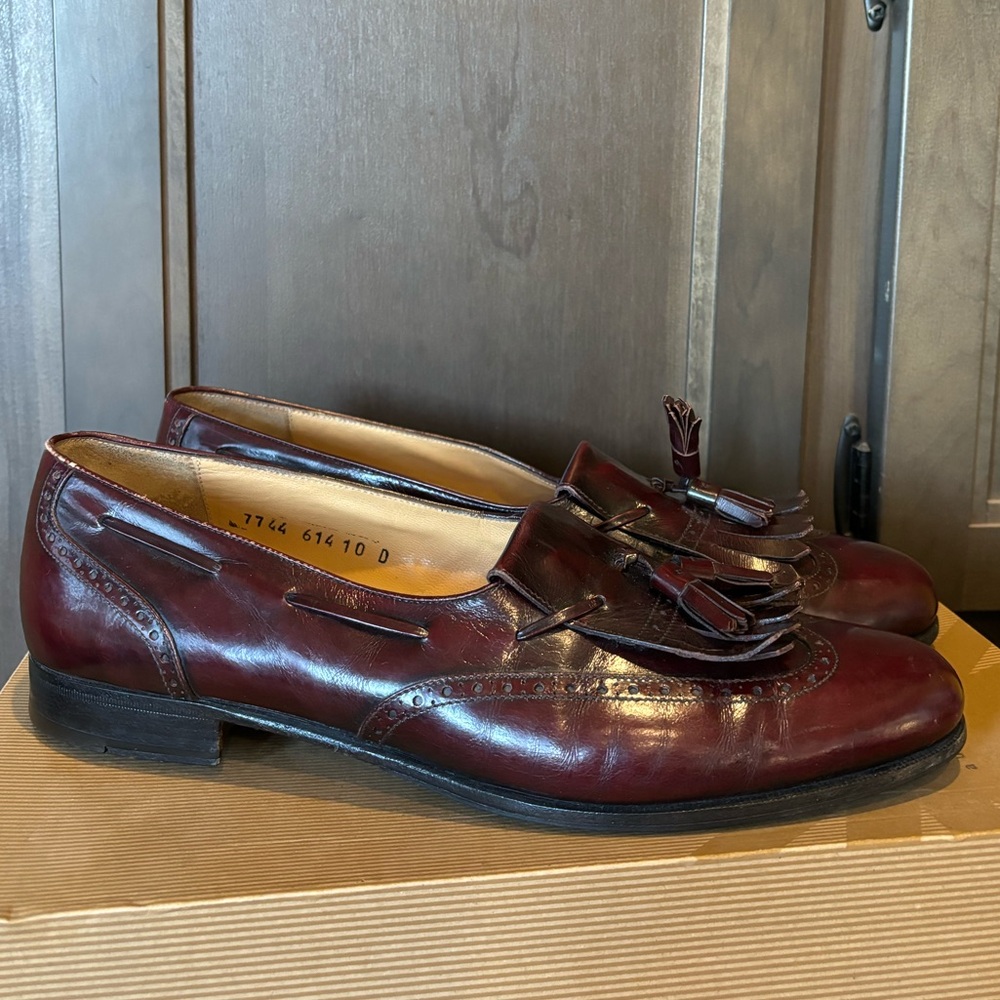 Men’s Ferragamo loafers. Size 10